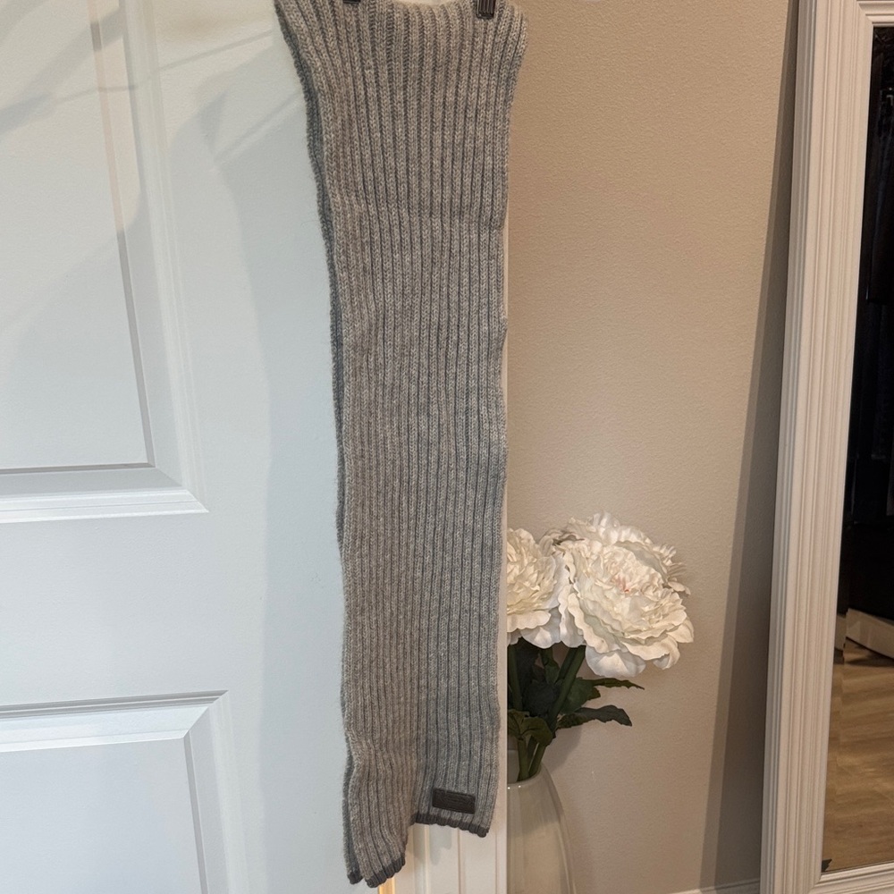 Coach Gray Knit Scarf